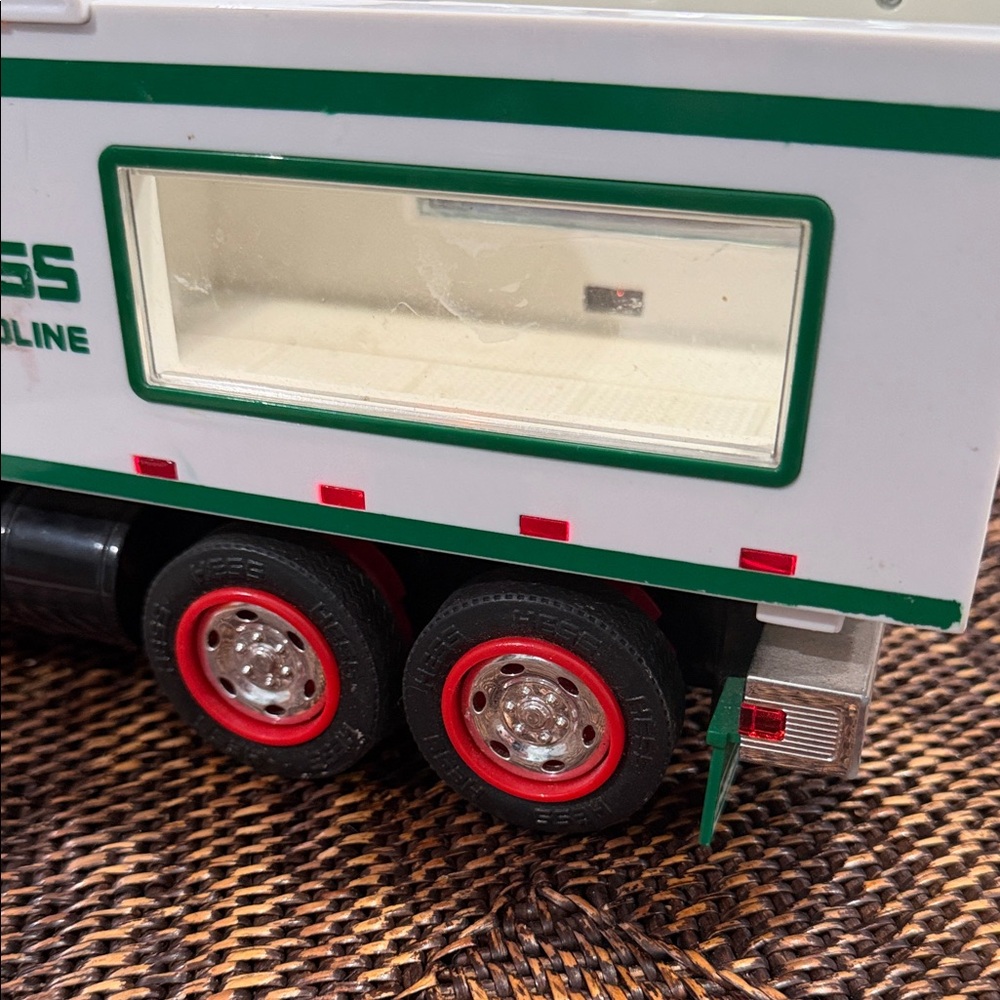 Green and White 2008 Hess Collectible Toy Truck with Working Lights - Picture 10 of 16